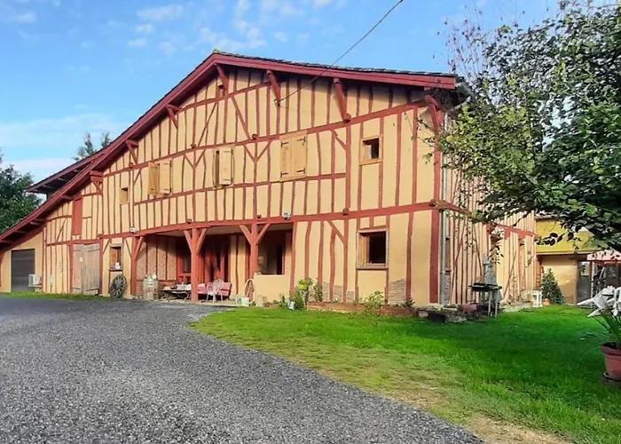 Pensión Arie - Chez Joelle Et Michel 3*