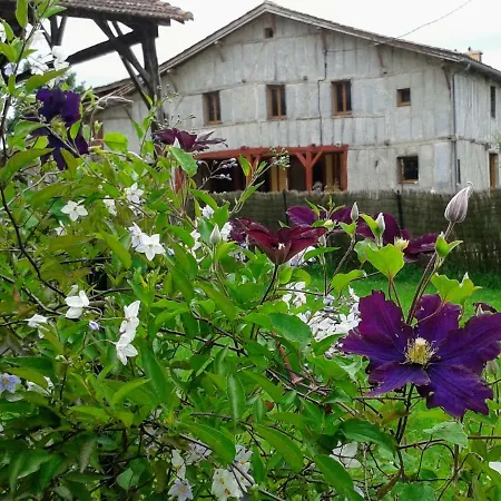 Arie - Chez Joelle Et Michel 3*