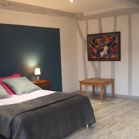 بيت ضيافة Arie - Chez Joelle Et Michel Dému