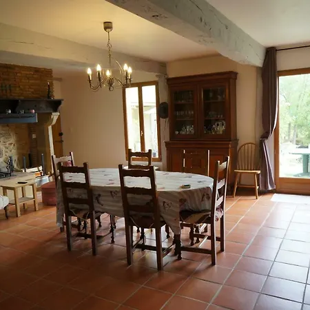 Arie - Chez Joelle Et Michel 3* Dému