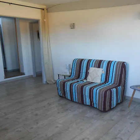 Arie - Chez Joelle Et Michel 게스트하우스 Dému